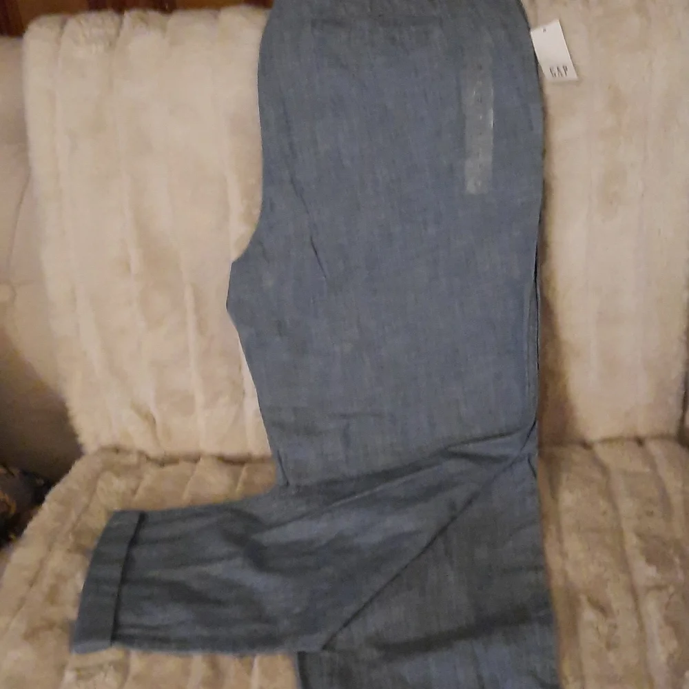 NWT GAP size 12 girlfriend chinos - Picture 2 of 3